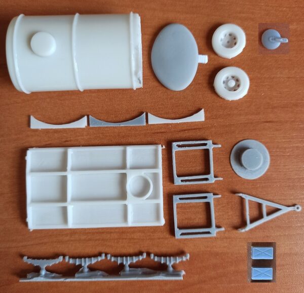 Bussing NAG Eilschlepper + 5t Water Tank Trailer