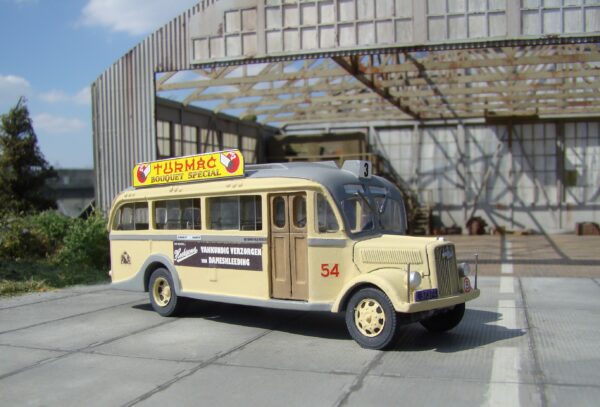 Opel Blitz Omnibus DRK