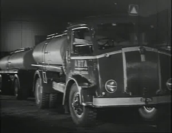 Fiat 665 Tanker + Viberti Tank Trailer (Set)