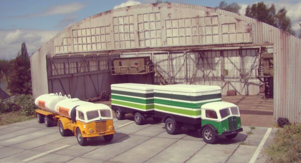 Fiat 665 Furgon + Viberti Furgon Rimorchio (Set)