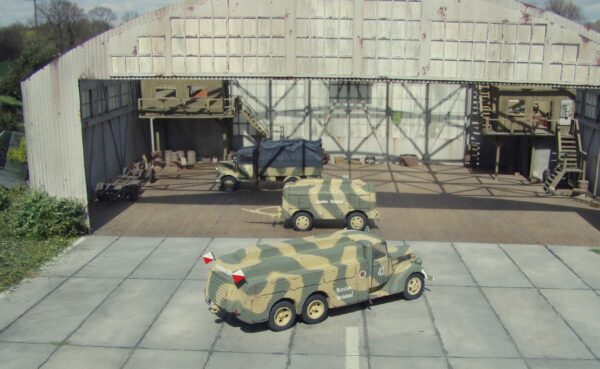 Ford V3000 6x4 Tanker