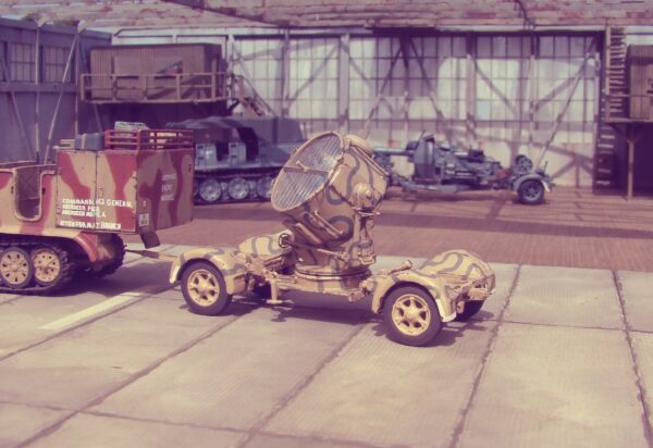 Luftwaffe Scheinwerfer 150cm