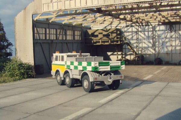 Tatra 813 6x6