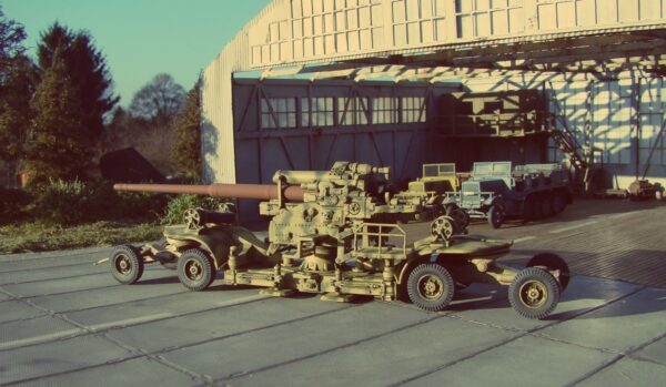 Flak 40 12,8cm with Sd.Ah. 220