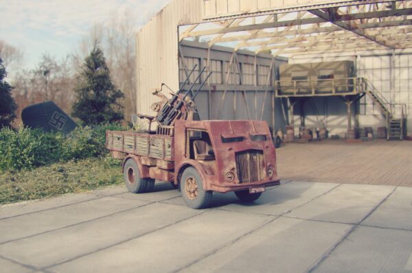 Fiat 665 Hektor 2 single (1) Fiat 665 with Flakvierling