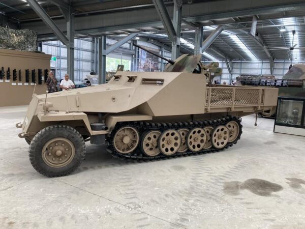 Sd.Kfz. 11/1 with Flak 38