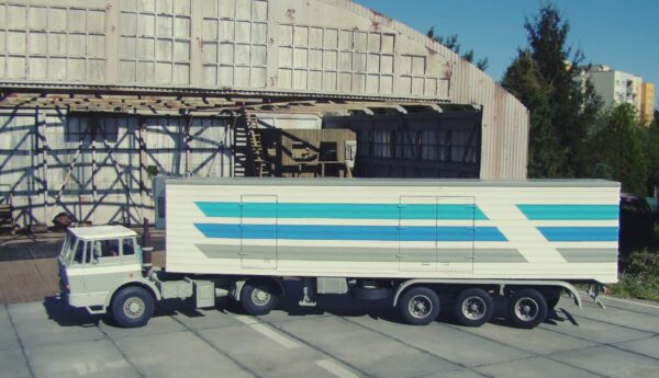 T813NT(3) Tatra 813NT + BSS N32.120