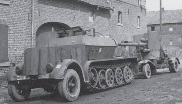 Sd.Kfz. 7 "Buflak"