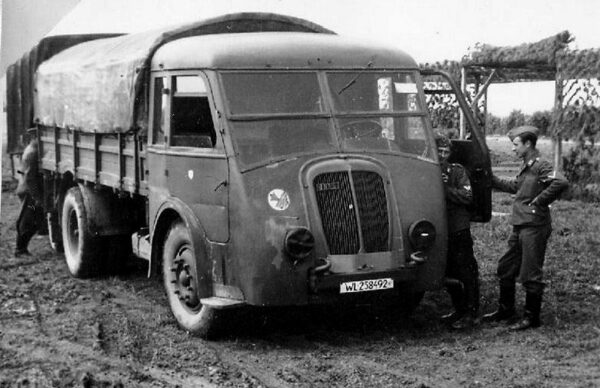 Renault AGK